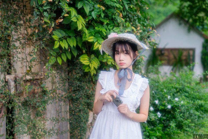 隔壁的绝美房客 v1.0.8怎么修改存档