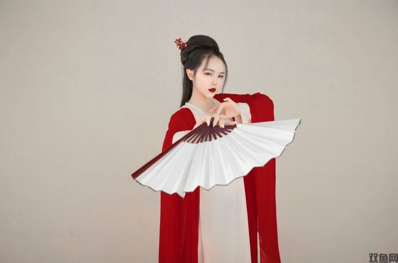 红装加身！《明末：渊虚之羽》女主“无常”绝美新图惊艳来袭
