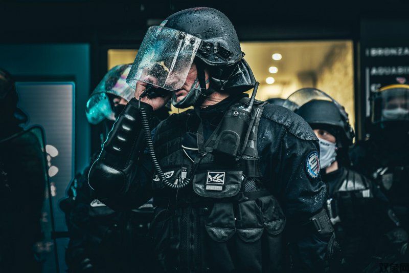 《毁灭战士：黑暗时代》：受蝙蝠侠启发，解锁美队同款盾牌操作